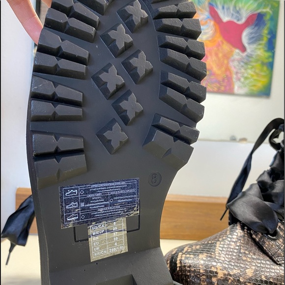 🤎Boots🤎 - Picture 3 of 4